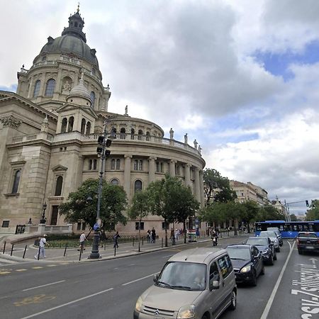 Free Parking Basilica Rob'S Home - Ac, Wi-Fi, Smart Tv Budapest Exterior photo